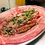 ツラとキモ 炭火焼肉 いわしげ - 