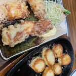 居酒屋 正宗屋 - チーズちくわ(左)、じゃがバター(右)