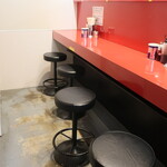 ラーメン二郎 - 店内の様子