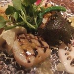 French Hana - 魚介のサラダ：北海道産　ホタテ　サラダ　ライム添え