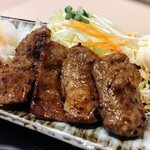 炙り焼 丼・どん - 