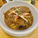 SPICY CURRY KUSUKUSU - アルベーガン