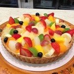 浪花ろばた 頂鯛 - ◆この日はご厚意に甘えて、キルフェボンのタルトを持ち込んだのだ。。。