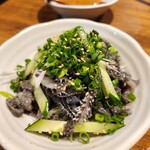 炭火焼肉ホルモンさわいし - センマイ刺し