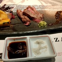 神戸牛 八坐和 阪急三宮店 - 赤身ステーキ70ｇ
