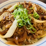 かつみ屋 - メニュー:牛丼×ざるうどんセット ¥1080(税込)