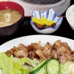 グリルいけだ - 若鶏の照り焼き定食