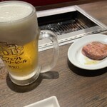 Yakiniku No Watami - 極厚牛タンと生ビール(パーフェクトサントリービール)