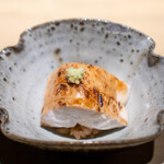 Sushi Karasu - ボラの白子の小丼
