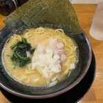 横浜家系ラーメン 一門家 - 