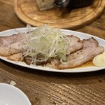 大衆肉ビストロ Lit - 