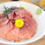 マグロキック - 料理写真:ぜいたくまぐろ丼。