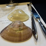 山猫軒 - 大きいです。蛤や蟹は比べる物がないと大きさが分からないですね。