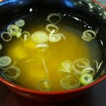 まんぼう亭 - 豆腐とワカメの味噌汁