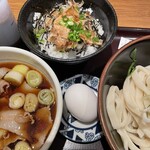 肉つけうどん うつけ - 