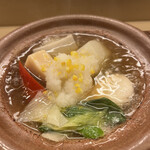 赤坂 菊乃井 - 昼懐石１５７３０円。鰆みぞれ鍋。鰆の火入れもちょうど良く、優しい味わいのスープが野菜とピッタリです。