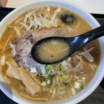 Horumon Yakiramen No Ajiken - スープ