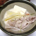 湯宿 梅ぞ乃 - 夕食（豆乳鍋）