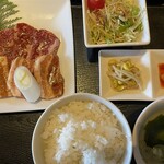 肉の宴　泰平門 - 料理写真: