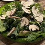 chichi cheese factory AND wine - マッシュルームのグリーンサラダ