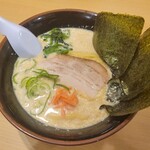 Yokohama Ken - ◆「鶴岡とんこつラーメン」