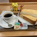 イタリアン・トマト カフェジュニア - トーストモーニング　440円(税込)