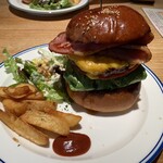 S.B.DINER-KOBE - ベーコンチーズバーガー