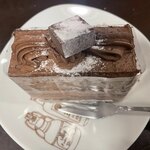 Quatre - 生チョコレートケーキ