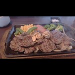 いきなりステーキ - トライチップステーキ全容