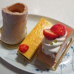 Niyokuraunjibu thikku - ケーキ購入3種