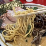 IEKEI KANSAI 王道家直系 我道家 - 中太麺