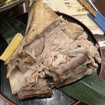 Hari tei - マグロのかま焼き、ほぐす前に撮ればよかった