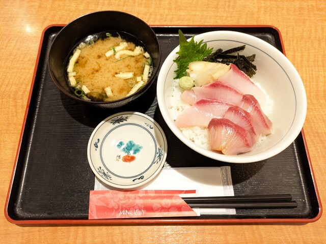 Mekiki no Ginji Ujiminamiguchi Ekimae Ten photo 3