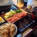 Torigoyanagakura - 炭火焼定食様のビジュアルは素晴らしい♪