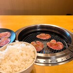 焼肉きんぐ - 