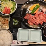 Hida Gyuu Yakiniku Kankoku Ryouri Maruaki - 