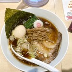 中華そば 結。 - 味玉付き醤油ラーメン