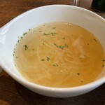 MALIBU - 『ナポリタンセット』のスープ(オニオンスープ)