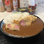 pon屋 - 特製カレーライス•ロースカツ-100g-