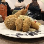 七條 - スペシャルミックスフライ＋カキフライ（側面）