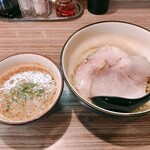 Niboshi Ramen Nibotteru - 濃厚煮干しつけ麺