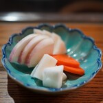 かぶと - お新香　人参、長芋、蕪、聖護院大根