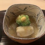 ぎんざ 一二岐 - ■煮物　
      ランチ懐石コース　10,395円（税込み）