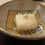 ぎんざ 一二岐 - ■先付　揚胡麻豆腐　
      ランチ懐石コース　10,395円（税込み）