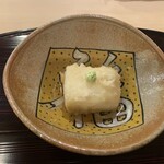 ぎんざ 一二岐 - ■先付　揚胡麻豆腐　
      ランチ懐石コース　10,395円（税込み）