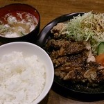 かしわ本舗 とりいし - サービスランチ