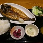 Hananomai - 日替り焼き魚定食 680円
                        