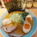 横浜家系ラーメン 友喜家 - 