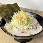 麺屋 蘭 - 店1番人気商品のネギチャーシューメン