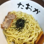 Taoka - 並盛(￥680)。ここから酢とラー油入れて混ぜようか！